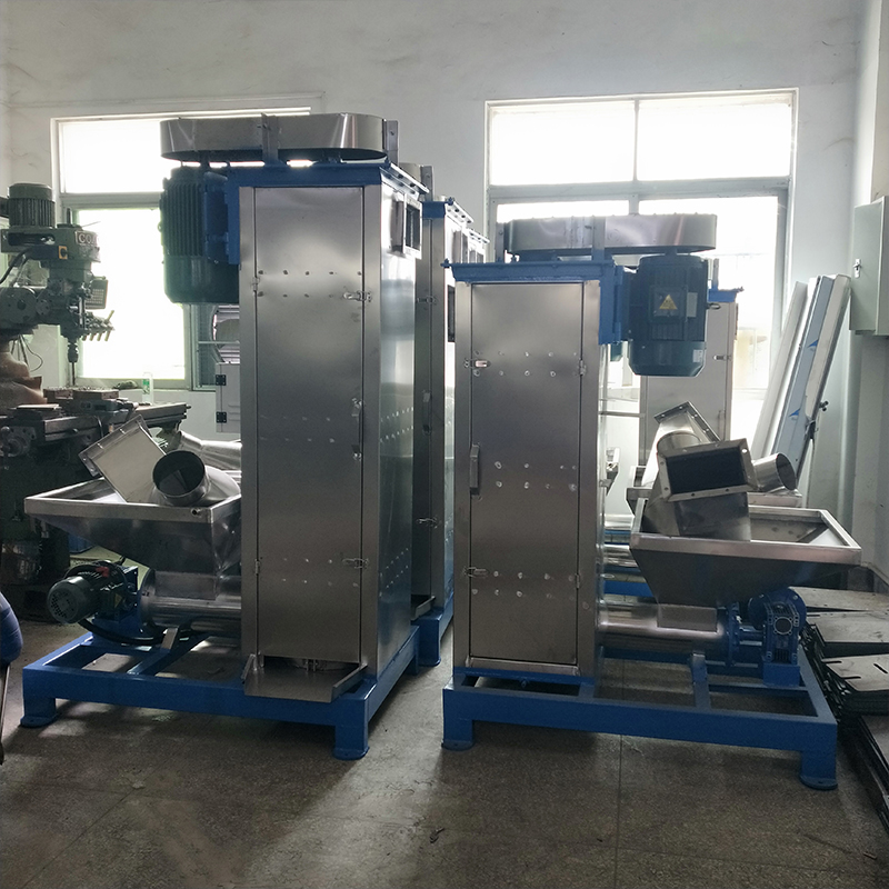 鋼格板塑料脫水機廣泛應(yīng)用于市政工程的平臺